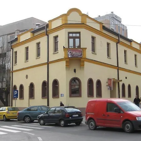 Hotel Prestige